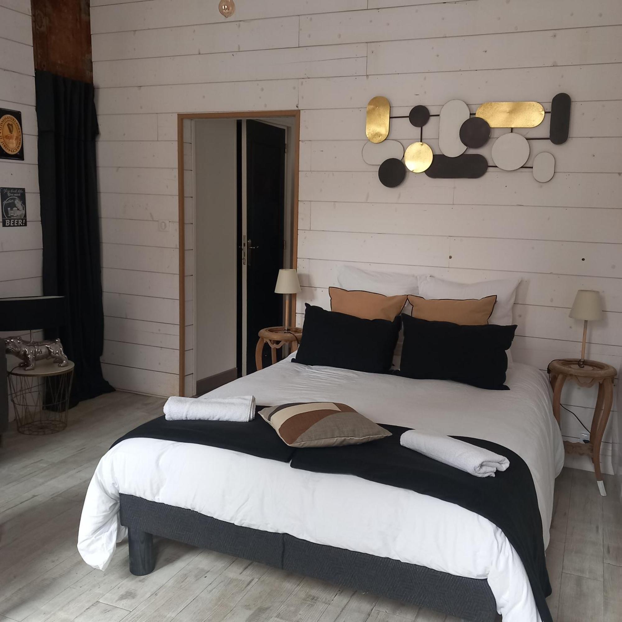 Jls'Tudios " U Sognu" Apartment Cosne-Cours-Sur-Loire Bagian luar foto