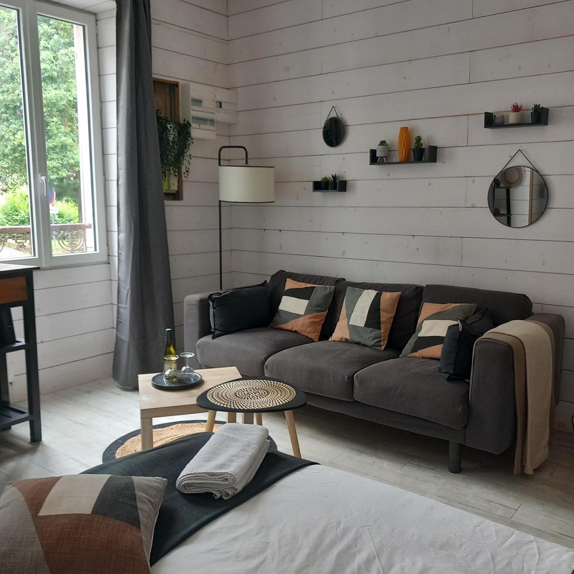 Jls'Tudios " U Sognu" Apartment Cosne-Cours-Sur-Loire Bagian luar foto