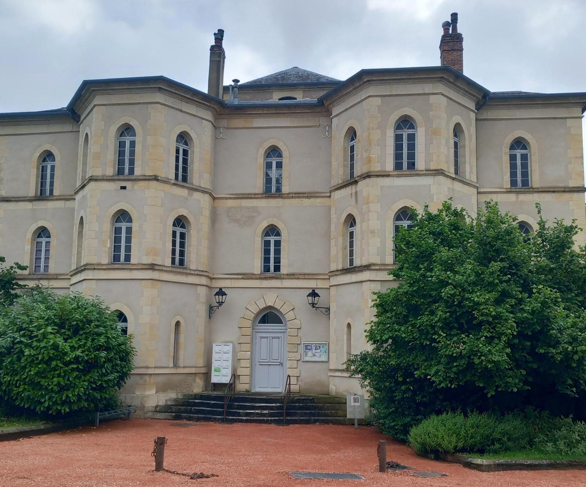 Jls'Tudios " U Sognu" Apartment Cosne-Cours-Sur-Loire Bagian luar foto
